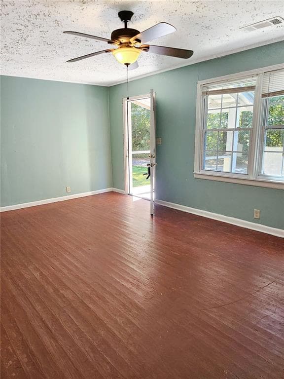 5 bedroom, 2 bathroom, 3,024 sq ft single family residence for sale at 147 Cobb Road, Covington, GA 30014 — photo 5