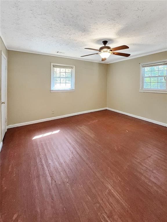 5 bedroom, 2 bathroom, 3,024 sq ft single family residence for sale at 147 Cobb Road, Covington, GA 30014 — photo 7