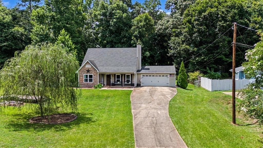 3 bedroom, 2 bathroom, 1,272 sq ft single family residence for sale at 1516 Willow Gate Way, Auburn, GA 30011 — photo 2