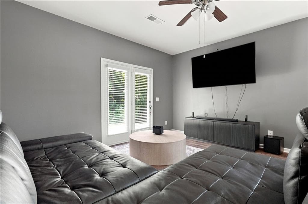 5 bedroom, 3 bathroom, 2,480 sq ft single family residence for sale at 1087 Rigby Court, Atlanta, GA 30354 — photo 6
