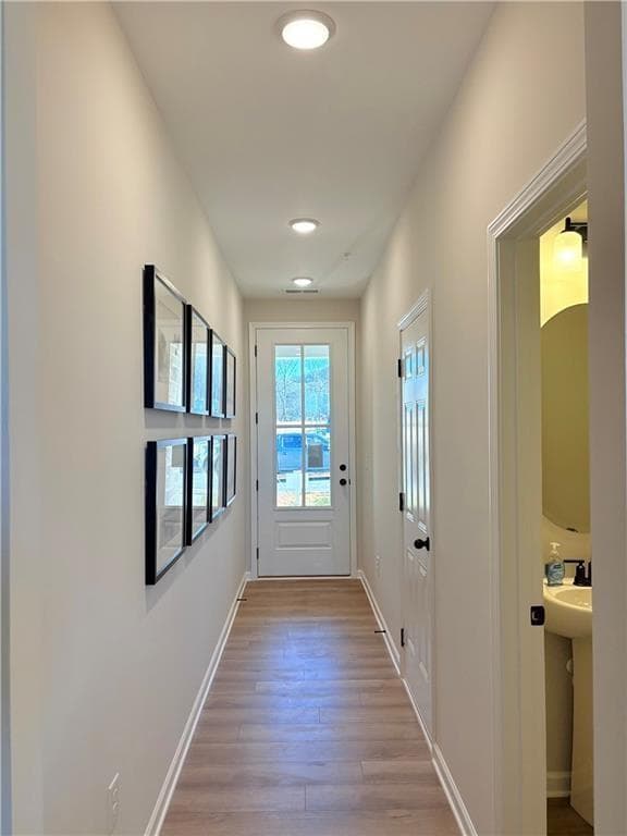 3 bedroom, 3 bathroom, 1,804 sq ft townhouse for sale at 6240 Molo Lane 660, Cumming, GA 30041 — photo 2