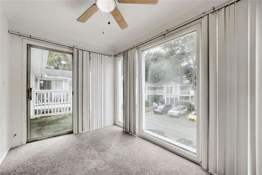 other under contract at 905 Augusta Drive, Marietta, GA 30067 — photo 6