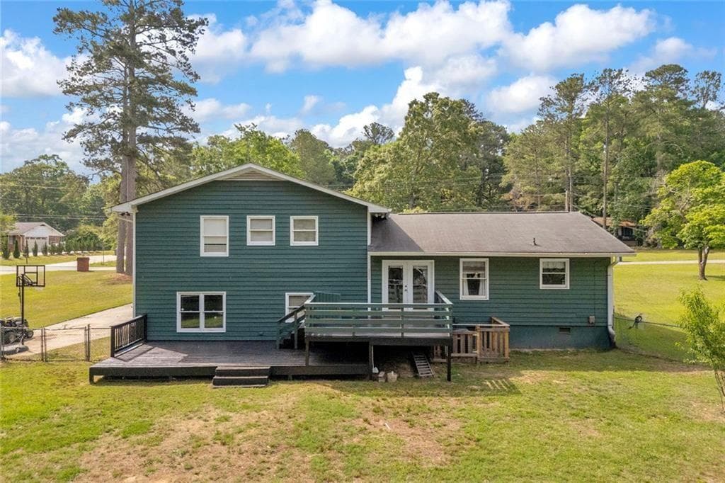3 bedroom, 2 bathroom, 2,416 sq ft single family residence for sale at 144 Zion Wood Road, Loganville, GA 30052 — photo 3
