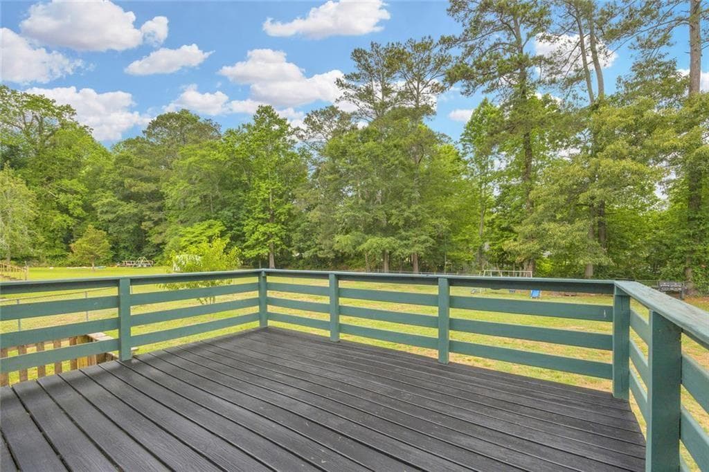 3 bedroom, 2 bathroom, 2,416 sq ft single family residence for sale at 144 Zion Wood Road, Loganville, GA 30052 — photo 5