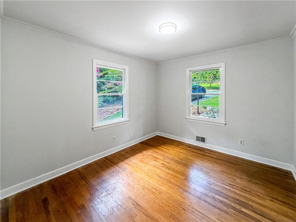 3 bedroom, 2 bathroom, 1,687 sq ft single family residence for sale at 106 Larose Circle, Marietta, GA 30060 — photo 8