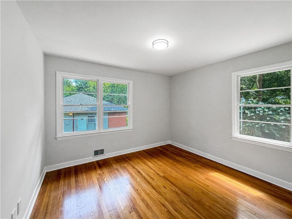 3 bedroom, 2 bathroom, 1,687 sq ft single family residence for sale at 106 Larose Circle, Marietta, GA 30060 — photo 10