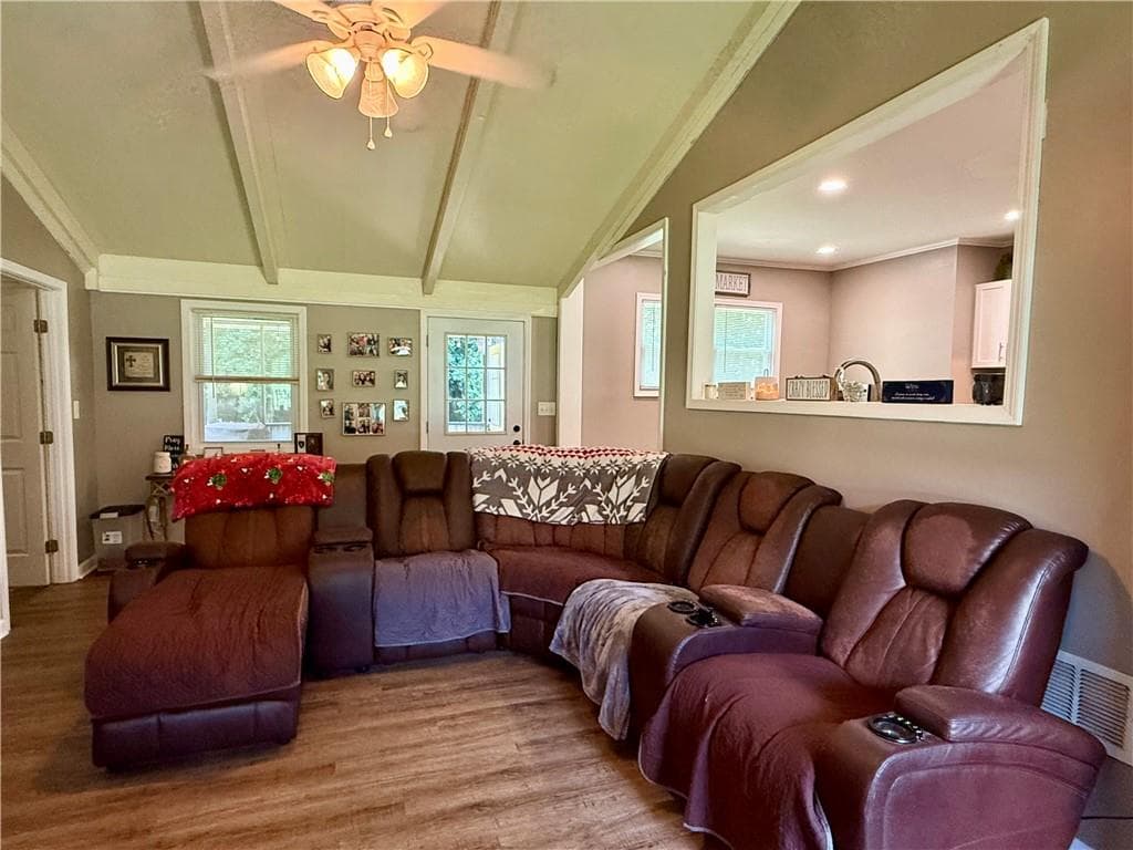 3 bedroom, 2 bathroom, 1,590 sq ft single family residence under contract at 416 S Candler Street, Villa Rica, GA 30180 — photo 7