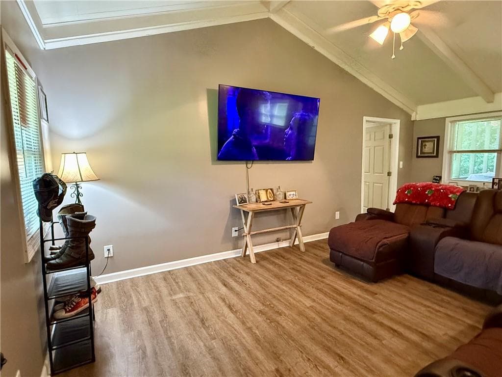 3 bedroom, 2 bathroom, 1,590 sq ft single family residence under contract at 416 S Candler Street, Villa Rica, GA 30180 — photo 8