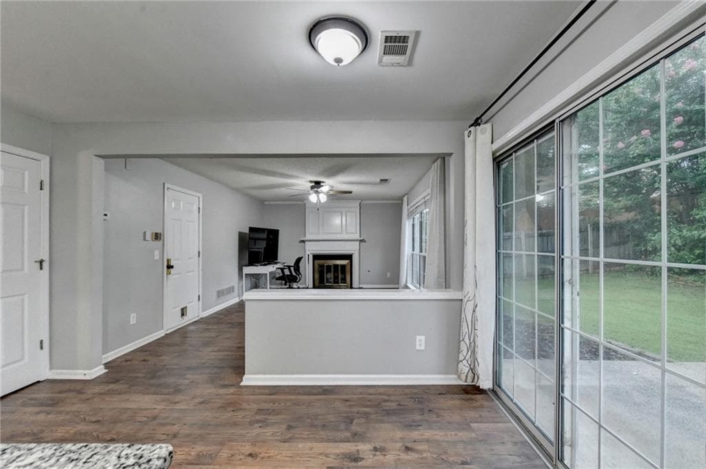 4 bedroom, 3 bathroom, 2,168 sq ft single family residence for sale at 525 Barsham Way, Johns Creek, GA 30097 — photo 6