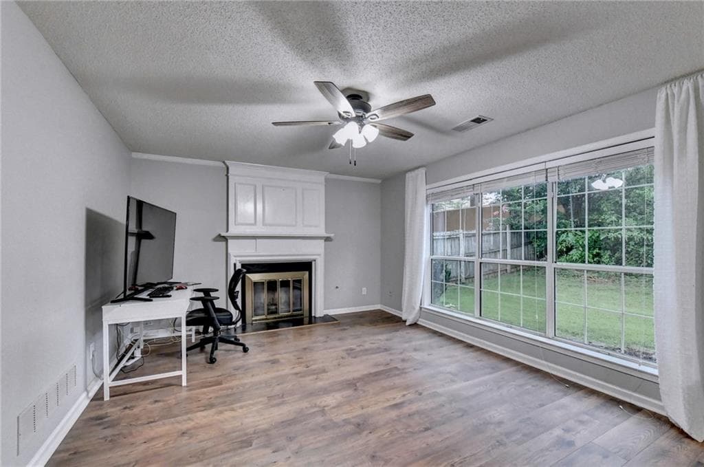 4 bedroom, 3 bathroom, 2,168 sq ft single family residence for sale at 525 Barsham Way, Johns Creek, GA 30097 — photo 9