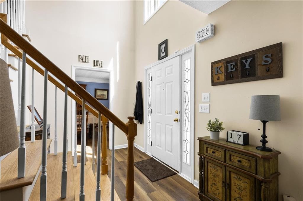 3 bedroom, 3 bathroom, 2,155 sq ft single family residence for sale at 1660 Burnt Oak Way, Dacula, GA 30019 — photo 2