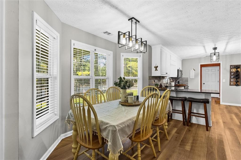 3 bedroom, 3 bathroom, 2,155 sq ft single family residence for sale at 1660 Burnt Oak Way, Dacula, GA 30019 — photo 9