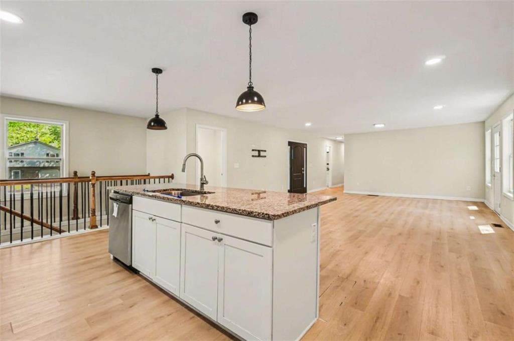 3 bedroom, 2 bathroom, 1,530 sq ft single family residence for sale at 3165 Beaver Drive, Douglasville, GA 30135 — photo 10