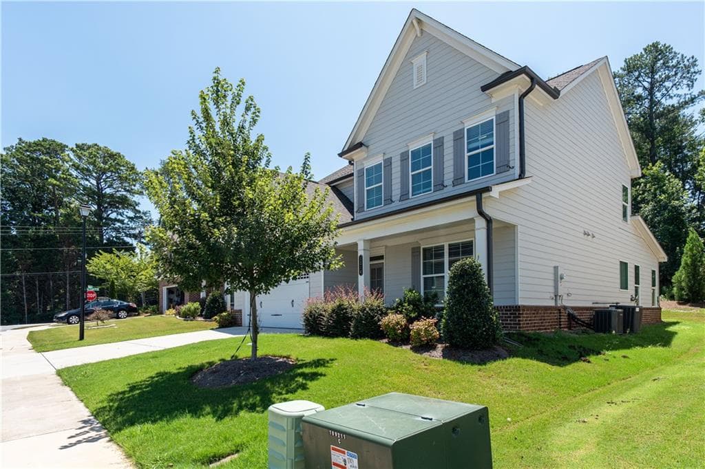 4 bedroom, 4 bathroom, 2,932 sq ft single family residence for sale at 1210 Baynes Creek Drive, Suwanee, GA 30024 — photo 3