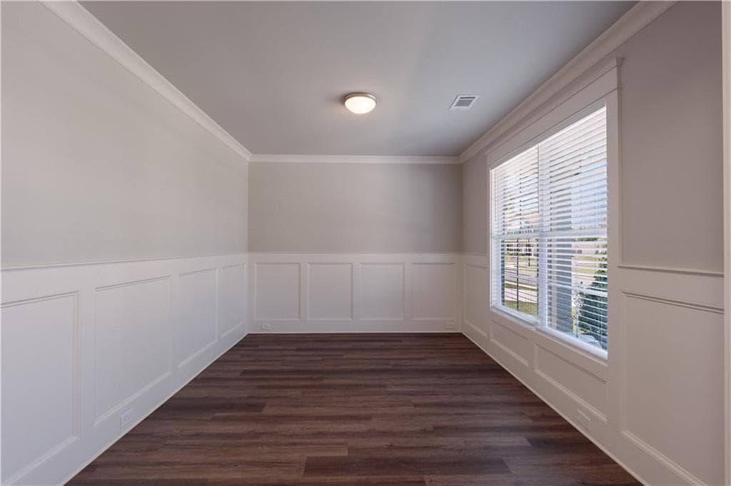 4 bedroom, 4 bathroom, 2,932 sq ft single family residence for sale at 1210 Baynes Creek Drive, Suwanee, GA 30024 — photo 6