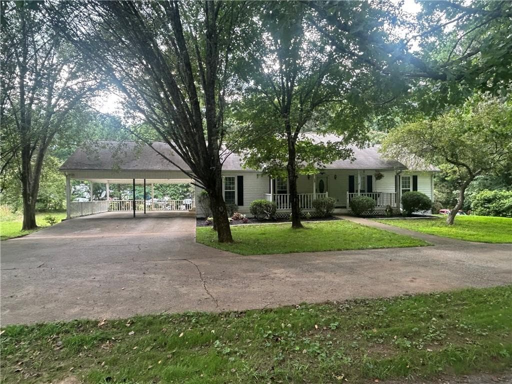 4 bedroom, 3 bathroom, 2,521 sq ft single family residence for sale at 59 Padgett Path, Dallas, GA 30132 — photo 2