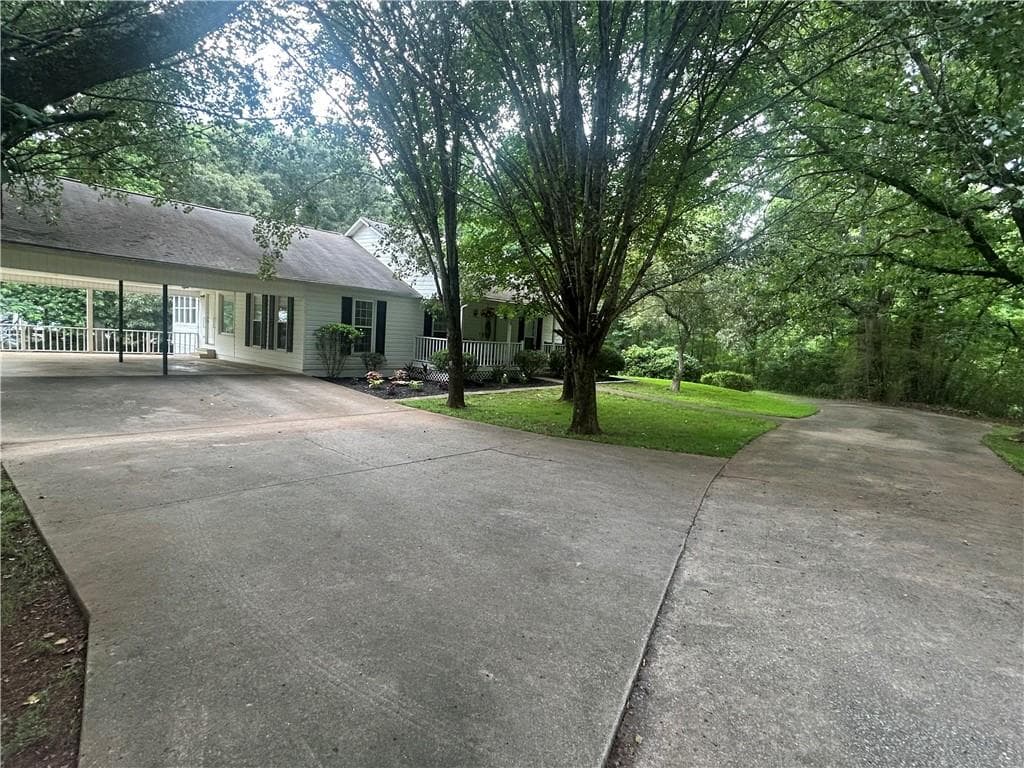 4 bedroom, 3 bathroom, 2,521 sq ft single family residence for sale at 59 Padgett Path, Dallas, GA 30132 — photo 5