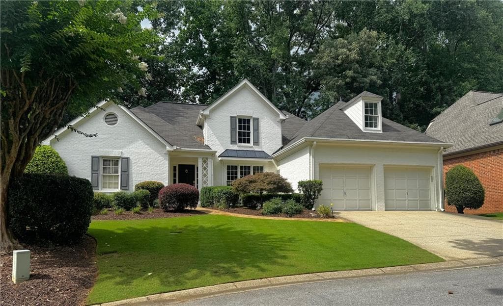 3 bedroom, 3 bathroom, 2,600 sq ft single family residence for sale at 4505 Woodhaven, Marietta, GA 30067 — photo 2