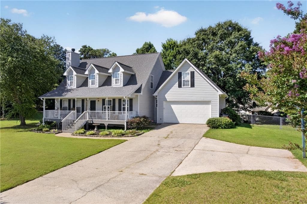 3 bedroom, 4 bathroom, 2,177 sq ft single family residence for sale at 481 Lisa Circle, Winder, GA 30680