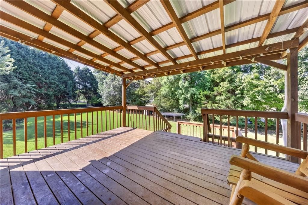 3 bedroom, 4 bathroom, 2,177 sq ft single family residence for sale at 481 Lisa Circle, Winder, GA 30680 — photo 10