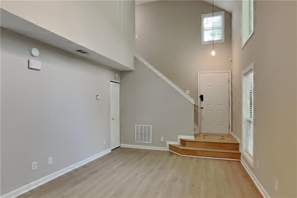 3 bedroom, 3 bathroom, 1,460 sq ft single family residence for rent at 3222 Avensong Village Circle, Milton, GA 30004 for $2,550 a month — photo 3