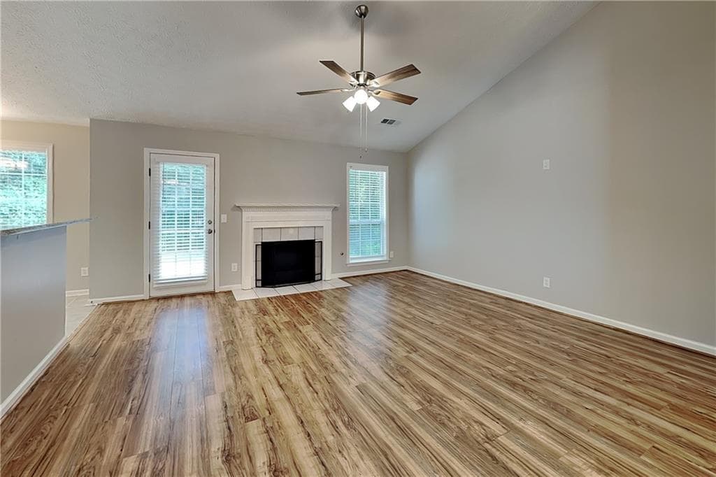 3 bedroom, 2 bathroom, 1,582 sq ft single family residence for rent at 263 Buckingham Drive, Hiram, GA 30141 for $1,825 a month — photo 2