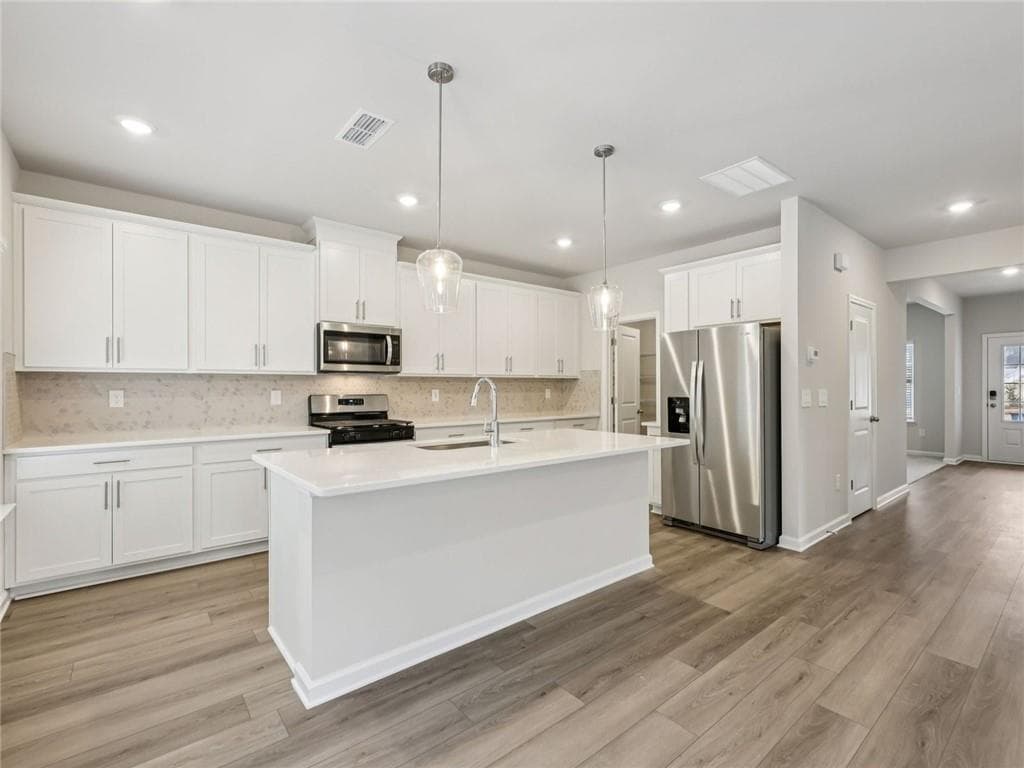4 bedroom, 3 bathroom, 2,479 sq ft single family residence for sale at 705 Cargile Court, Villa Rica, GA 30180 — photo 5