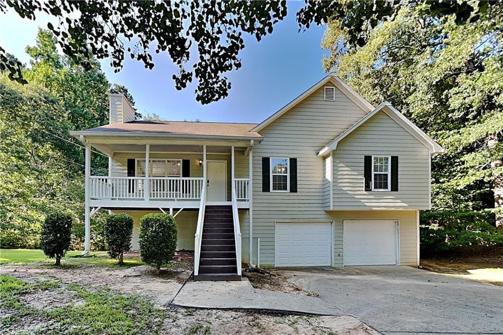 3 bedroom, 2 bathroom, 1,357 sq ft single family residence for rent at 97 Due West Place, Dallas, GA 30157 for $1,825 a month — photo 1 of 20