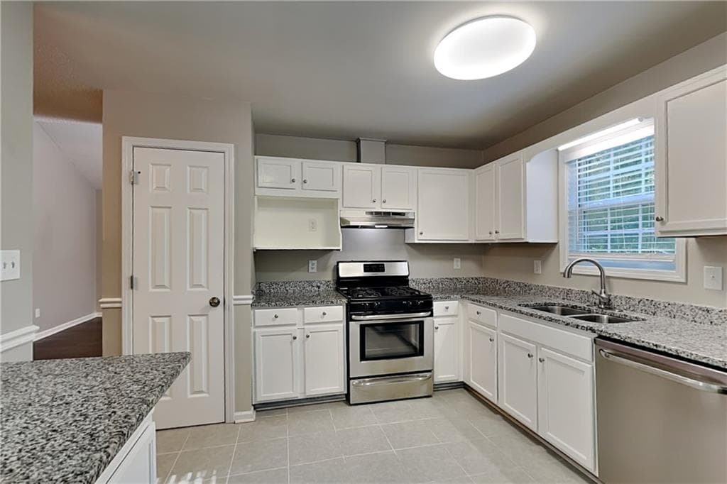 3 bedroom, 2 bathroom, 1,357 sq ft single family residence for rent at 97 Due West Place, Dallas, GA 30157 for $1,825 a month — photo 5
