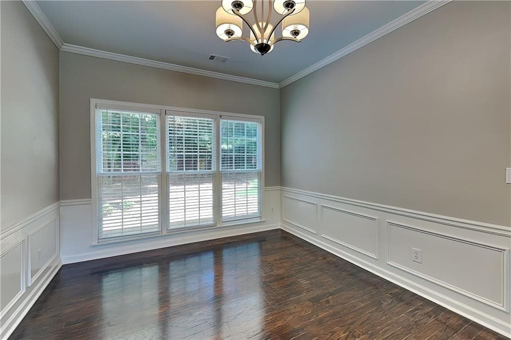 4 bedroom, 3 bathroom, 2,644 sq ft single family residence for rent at 5404 Oxford Chase Way, Dunwoody, GA 30338 for $3,400 a month — photo 7