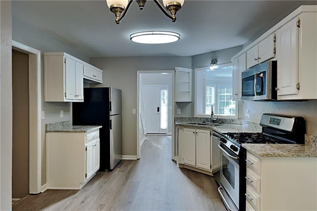 3 bedroom, 4 bathroom, 2,524 sq ft single family residence for rent at 220 Poppy Tree Lane, Woodstock, GA 30189 for $2,575 a month — photo 5