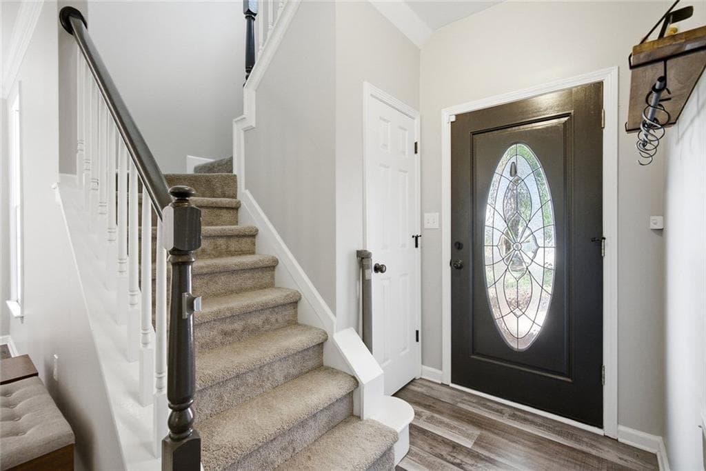 3 bedroom, 3 bathroom, 1,956 sq ft single family residence for sale at 4075 Briar Meadows View, Cumming, GA 30040 — photo 7