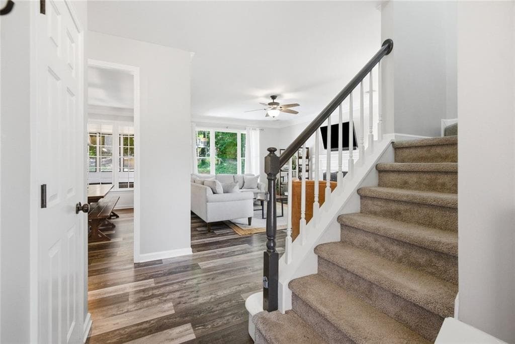3 bedroom, 3 bathroom, 1,956 sq ft single family residence for sale at 4075 Briar Meadows View, Cumming, GA 30040 — photo 8
