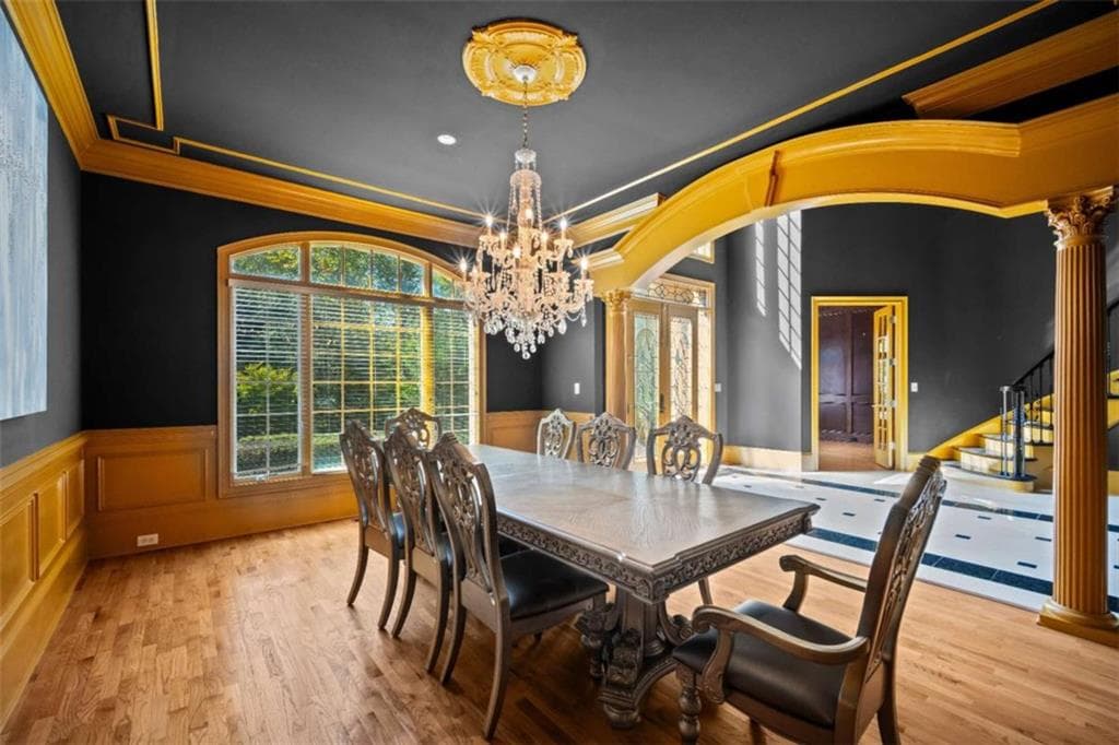 6 bedroom, 6 bathroom, 9,251 sq ft single family residence under contract at 1670 Riverside Road, Roswell, GA 30076 — photo 9