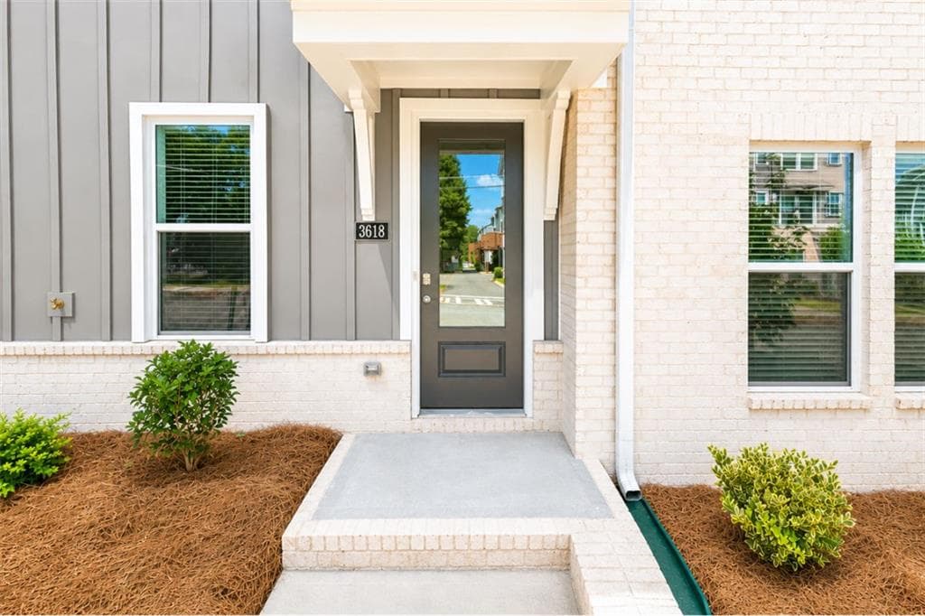 3 bedroom, 4 bathroom, 2,126 sq ft townhouse for rent at 3618 Georgia Avenue, Hapeville, GA 30354 for $2,750 a month — photo 4