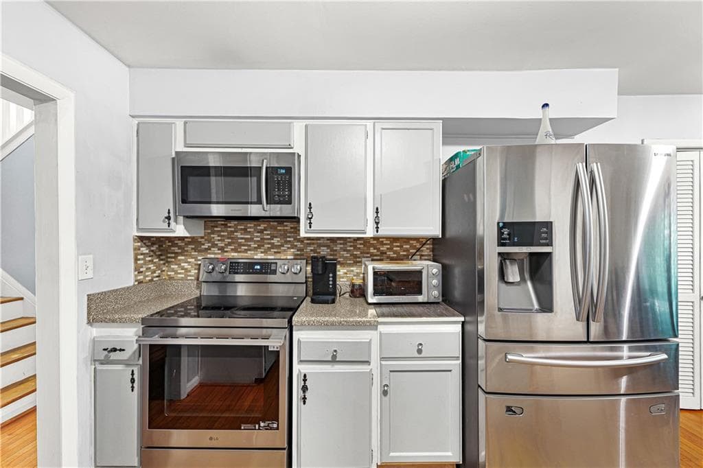 3 bedroom, 3 bathroom, 2,275 sq ft condominium for sale at 1670 Terrell Ridge Drive, Marietta, GA 30067 — photo 4