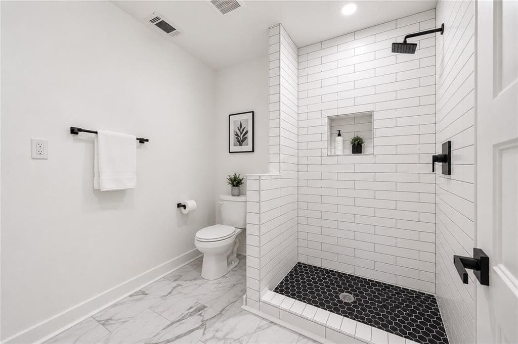 3 bedroom, 2 bathroom, 1,155 sq ft single family residence for sale at 641 Hamilton E Holmes Drive, Atlanta, GA 30318 — photo 7