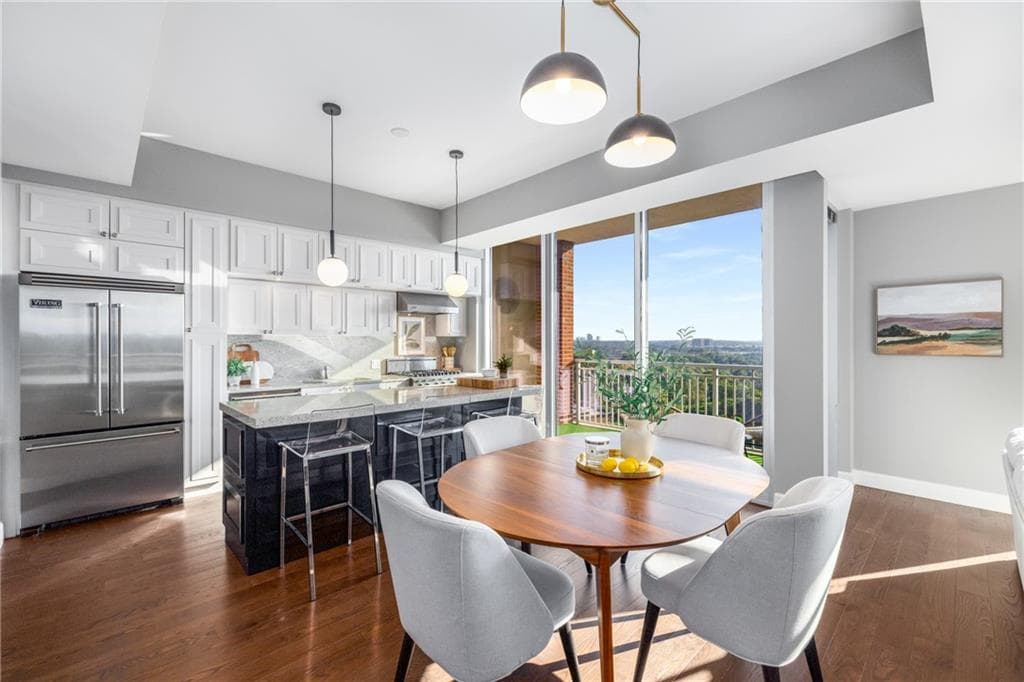 2 bedroom, 3 bathroom, 1,391 sq ft condominium for sale at 1820 Peachtree Street 1205, Atlanta, GA 30309 — photo 3