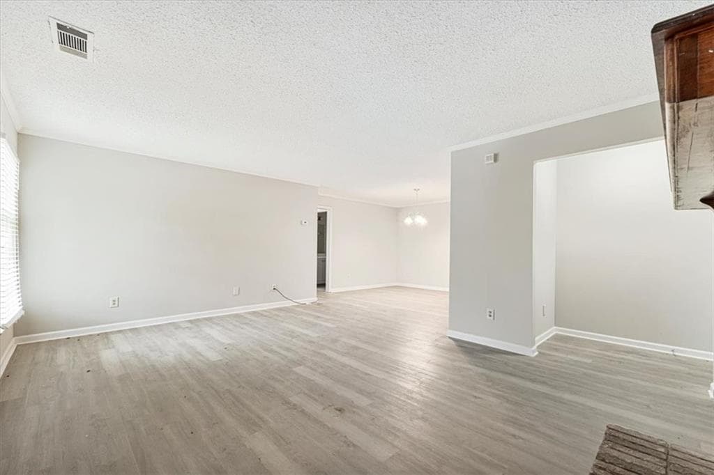 2 bedroom, 2 bathroom, 1,424 sq ft condominium for sale at 3028 Parc Lorraine, Lithonia, GA 30058 — photo 9