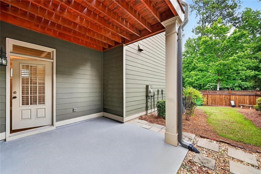 3 bedroom, 3 bathroom, 2,525 sq ft single family residence for rent at 10787 Bossier Drive, Alpharetta, GA 30022 for $3,100 a month — photo 2