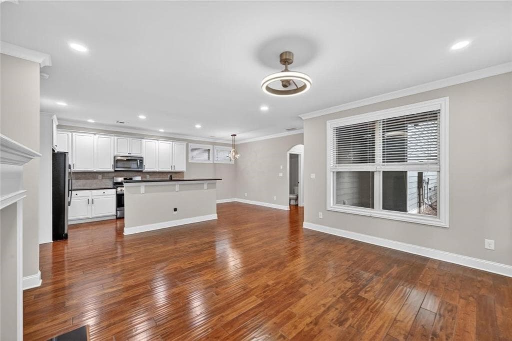 3 bedroom, 3 bathroom, 2,525 sq ft single family residence for rent at 10787 Bossier Drive, Alpharetta, GA 30022 for $3,100 a month — photo 9
