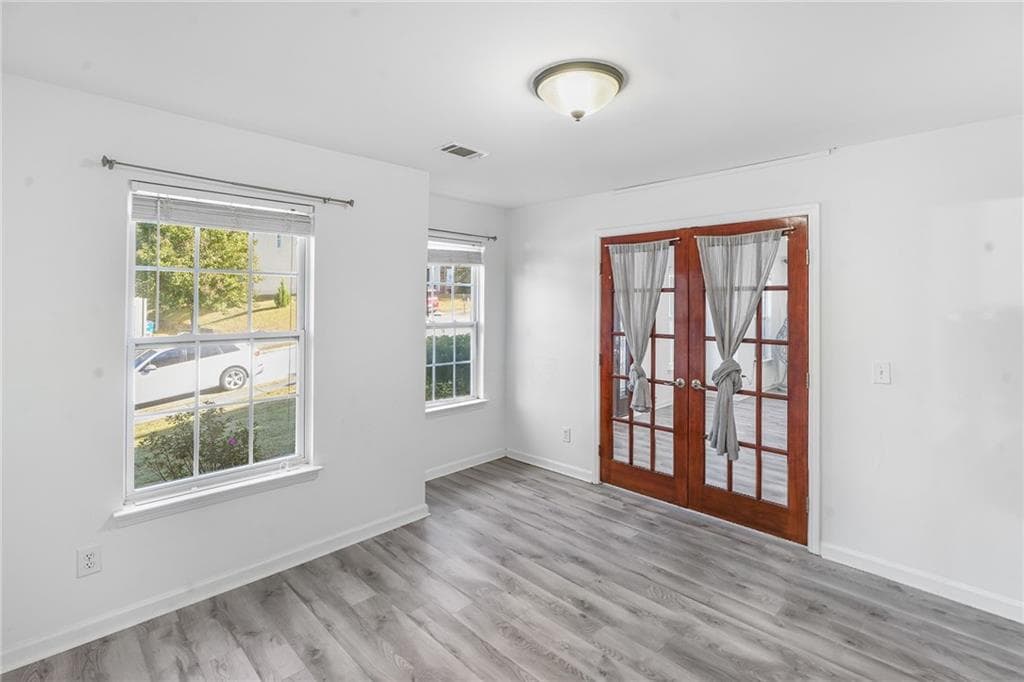 6 bedroom, 3 bathroom, 3,440 sq ft single family residence for rent at 1443 Wilson Manor Circle, Lawrenceville, GA 30045 for $3,000 a month — photo 4