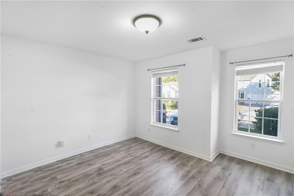 6 bedroom, 3 bathroom, 3,440 sq ft single family residence for rent at 1443 Wilson Manor Circle, Lawrenceville, GA 30045 for $3,000 a month — photo 5