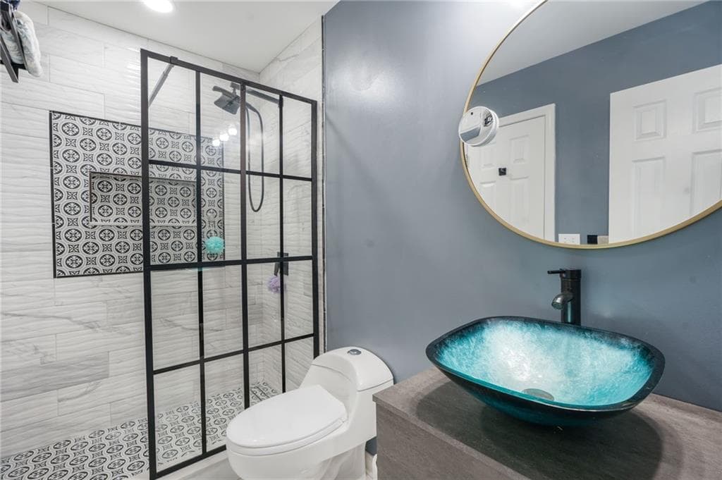 6 bedroom, 3 bathroom, 3,440 sq ft single family residence for rent at 1443 Wilson Manor Circle, Lawrenceville, GA 30045 for $3,000 a month — photo 6