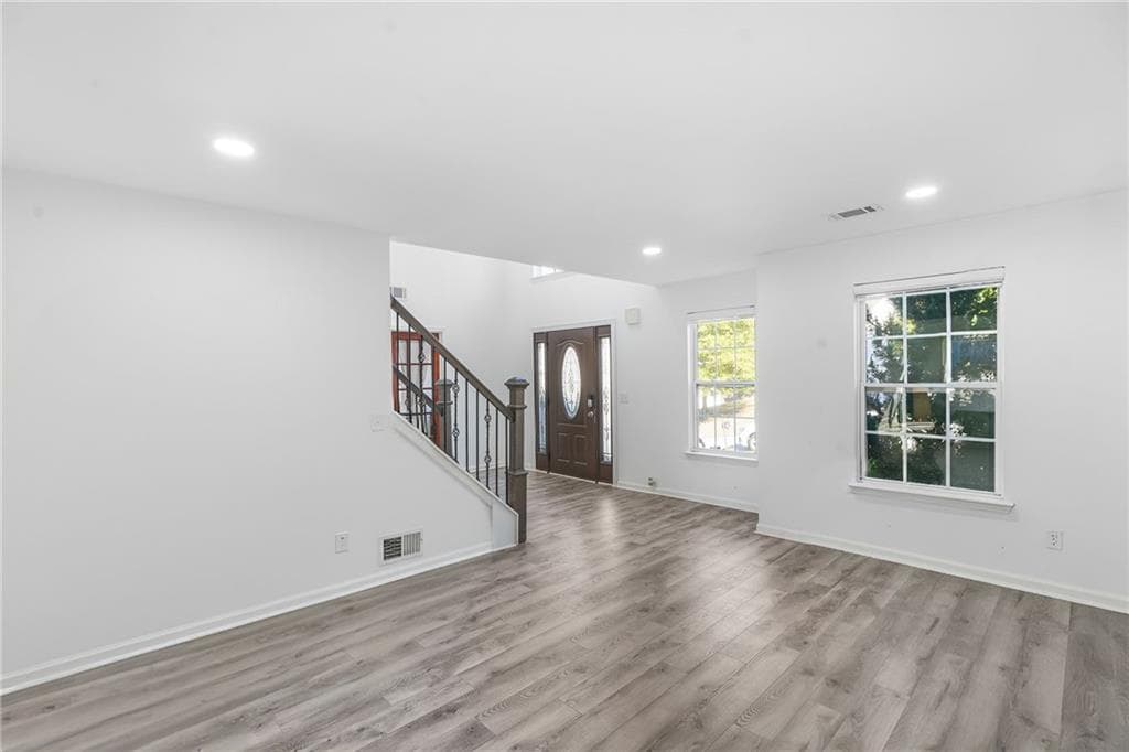 6 bedroom, 3 bathroom, 3,440 sq ft single family residence for rent at 1443 Wilson Manor Circle, Lawrenceville, GA 30045 for $3,000 a month — photo 8