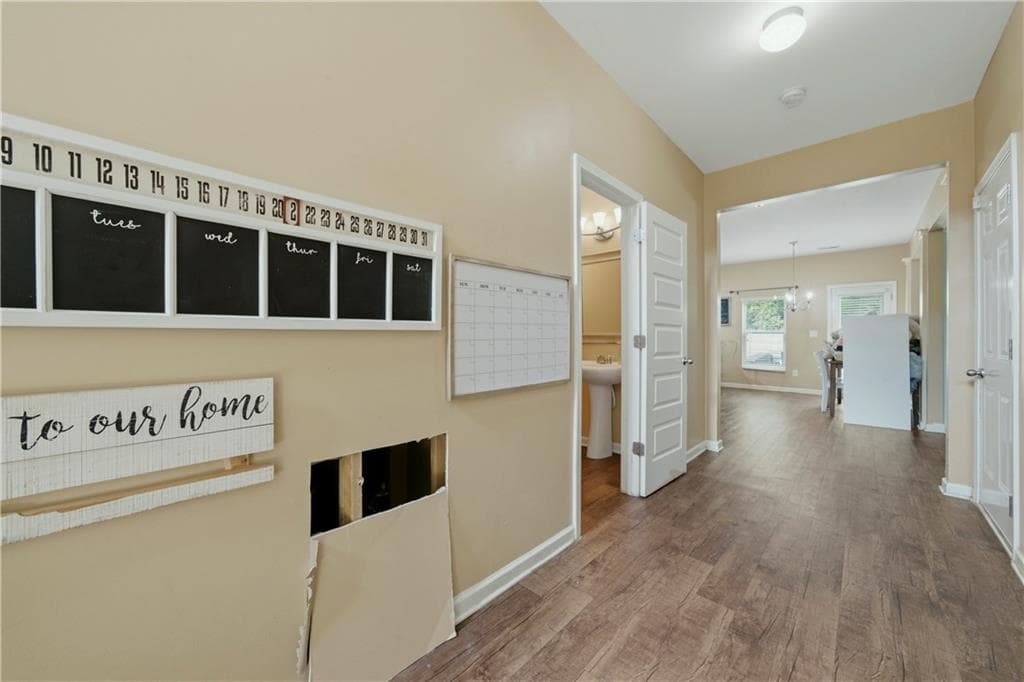 4 bedroom, 3 bathroom, 3,860 sq ft single family residence for sale at 8419 Hillspire Drive, Douglasville, GA 30134 — photo 7