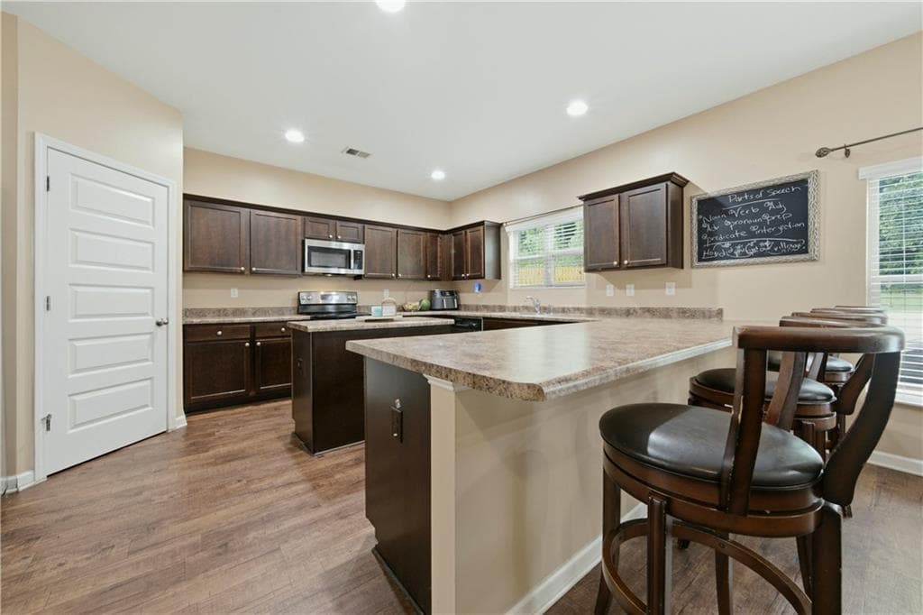 4 bedroom, 3 bathroom, 3,860 sq ft single family residence for sale at 8419 Hillspire Drive, Douglasville, GA 30134 — photo 10