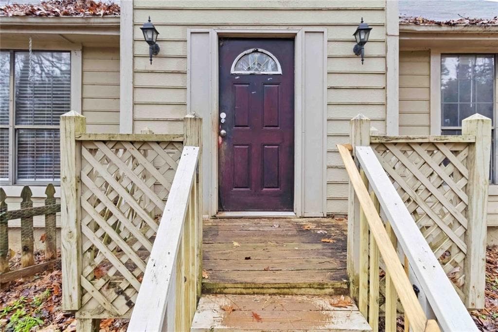4 bedroom, 2 bathroom, 2,365 sq ft single family residence for sale at 5552 Little Mill Road, Buford, GA 30518 — photo 3