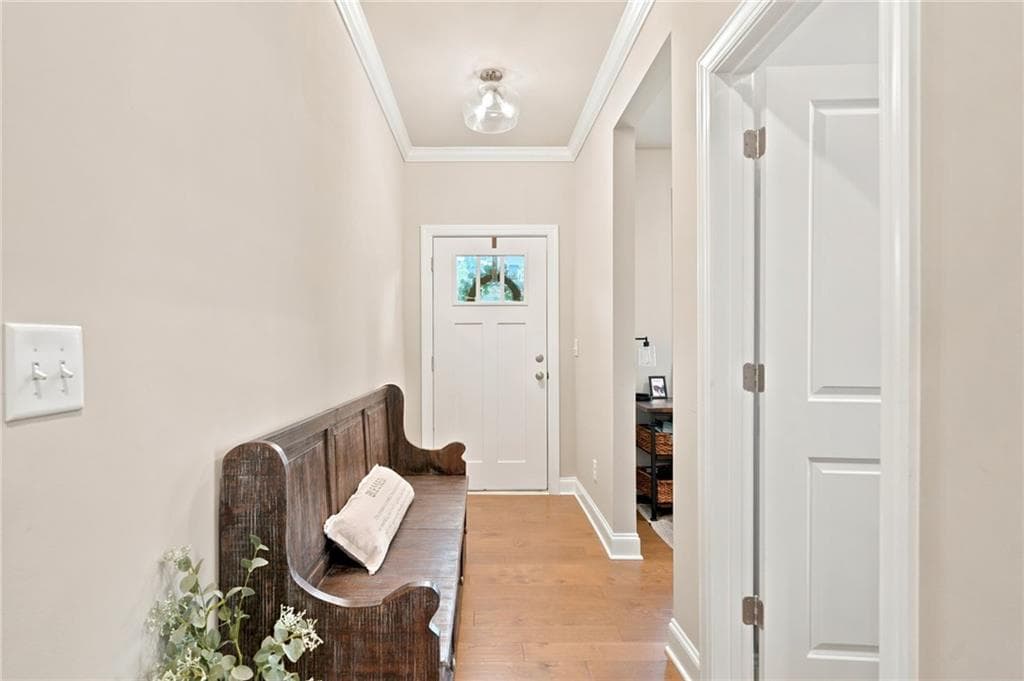 3 bedroom, 3 bathroom, 1,939 sq ft townhouse for sale at 217 Lakeside Place, Canton, GA 30114 — photo 4