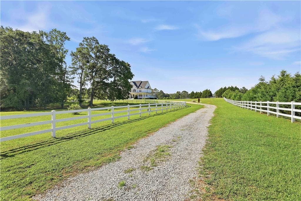 8 bedroom, 8 bathroom, 9,619 sq ft single family residence for sale at 1815 Drew Allen Road, Williamson, GA 30292 — photo 7